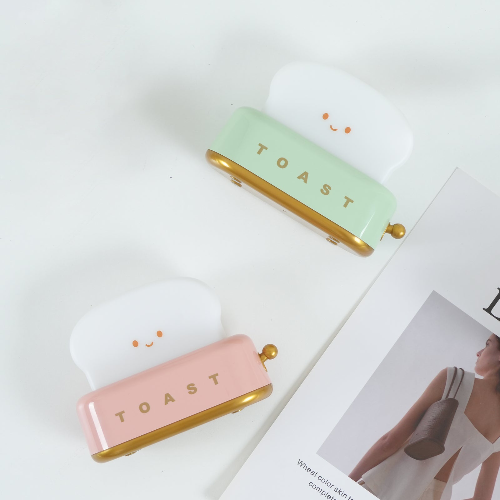 Stylish Bordlampe med Indbygget Batteri og Brødrister Design