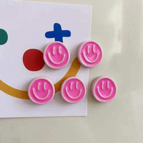 Smiling Glow Magneter – Sjove og farverige køleskabsmagneter